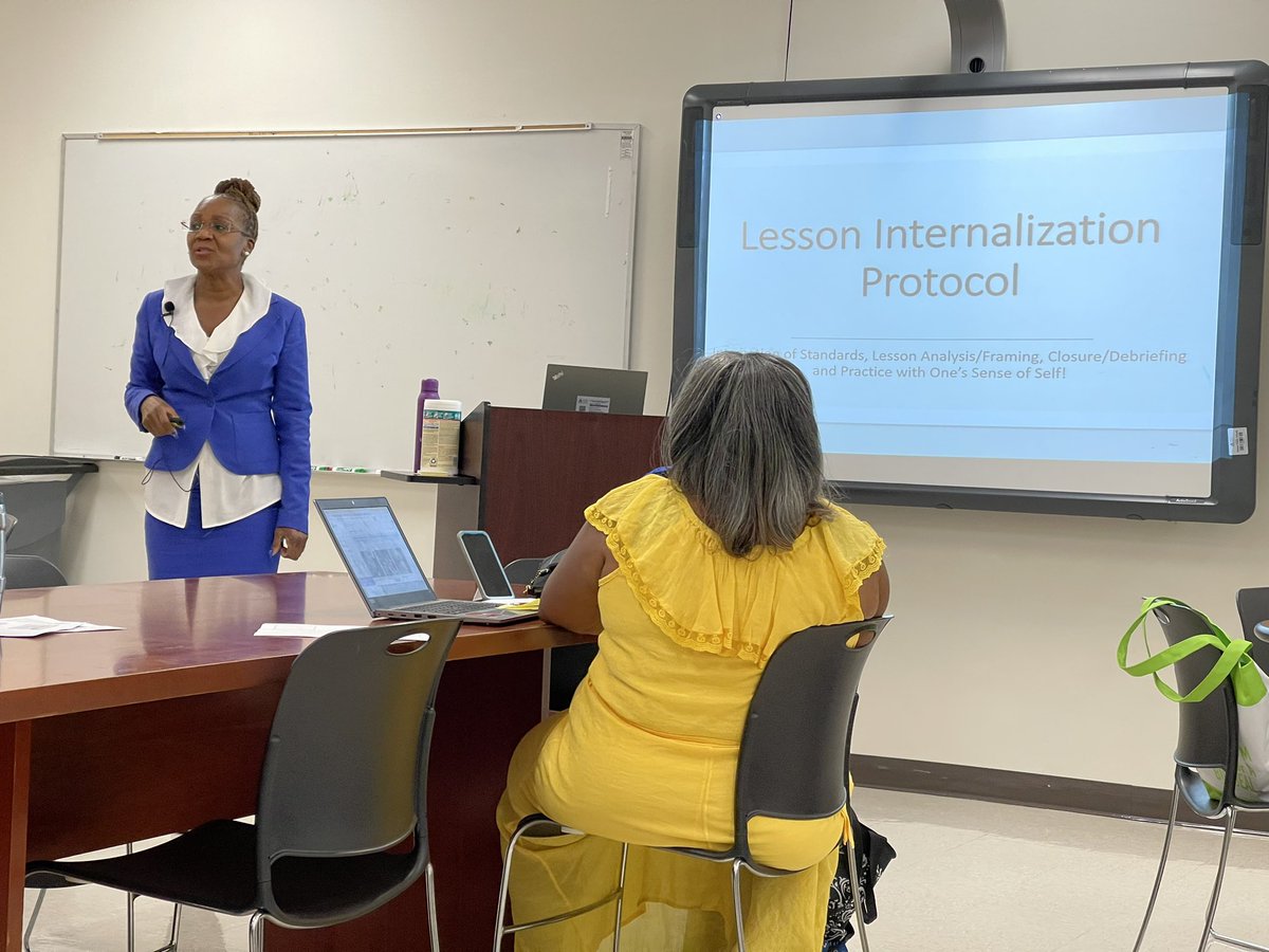 Our very own @marilynsimmonsb starting our Wednesday off right with PL on Lesson Internalization Protocol! She is energetic, engaging, and #Mastiff strong! Here at Henry Louis “Hank” Aaron NBA, we strive for #greatness!