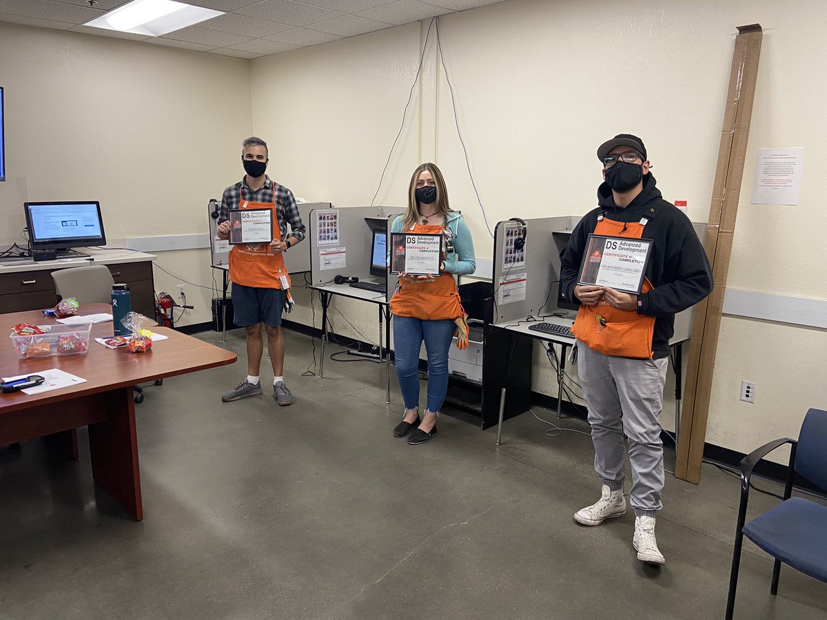 Congrats to our DS Advanced Development Graduating Class. Our future Home Depot Leaders. Not pictured are Angel Perez Carranza and Korman Willeitner. <a href="/TmorgHD/">Travis Morgan</a> <a href="/randleklogan/">Kevin Hiltz</a> <a href="/WasianBrandon/">Brandon Christensen</a> <a href="/Alvarez2Joe/">Joe Alvarez</a> @BradSimons3