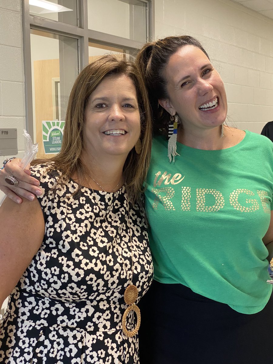 pnabbie's tweet image. Excited to see wonderful faces of @FortMillSD educators #FullSTEAMAhead #FM21STEAM @Mrs_LaFave