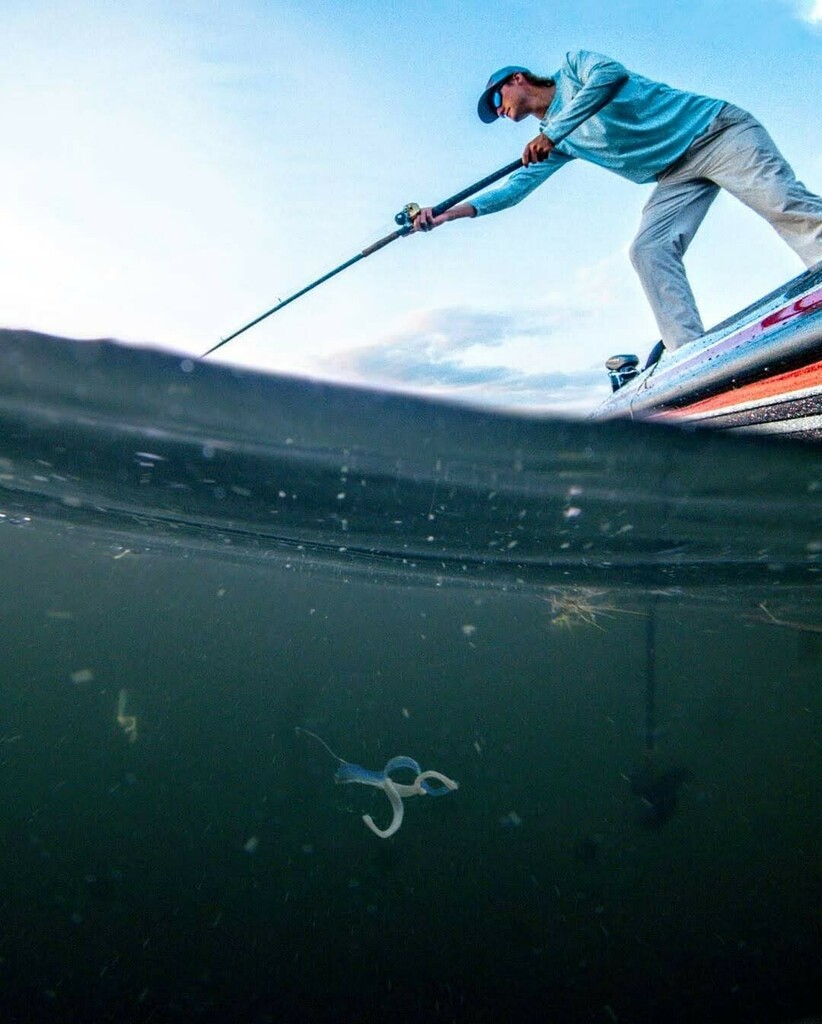 MuskyInsider's tweet image. How sweet is this photo from @jacerpeterson (behind the camera) and @feldts.fishin (behind the 8) capturing the Medussa on the boatside maneuver 🔥

_______

Our MAIN DEAL at Musky Insider is our once-per-week newsletter that we send directly to you email inbox every week 100…