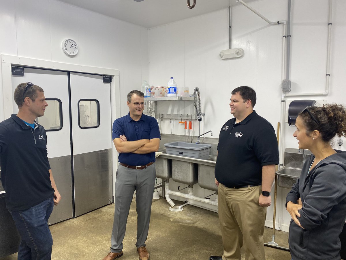 IALtGov's tweet photo. J&amp;J Custom Meats is a family owned meat locker custom processing meats for customers across Northern Iowa. They started in 2019 with no experience and used connections from @IowaSBDC to build their business into a successful operation. #meatonthetable #99CountyTour https://t.co/SinU9d0hBd
