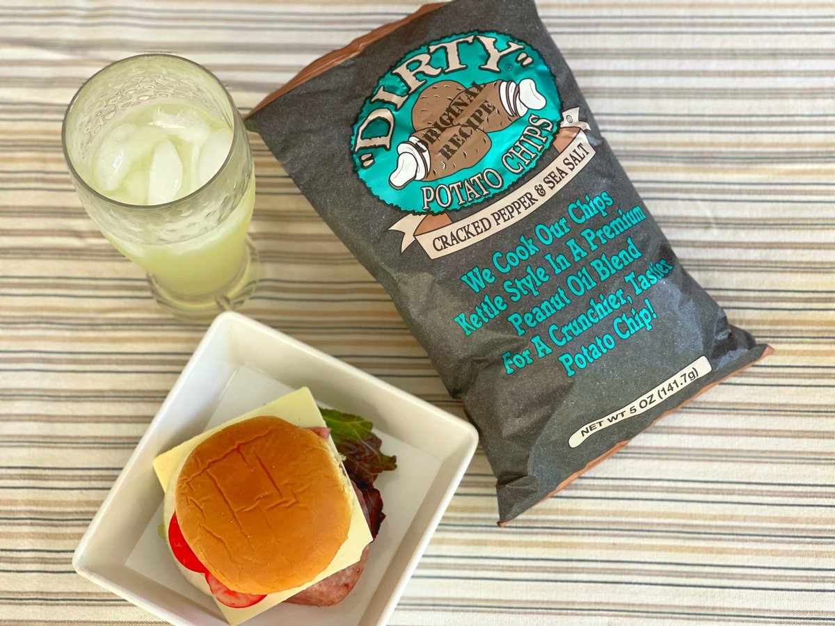 Drink✔️
Sammy ✔️
Dirty Chips on the side✔️✔️✔️