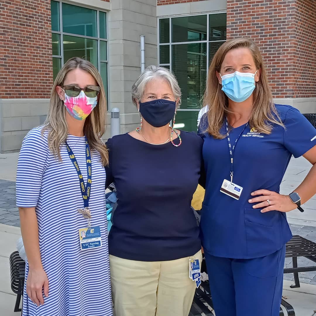 vrutledg's tweet image. CHEPS RLCs love West Campus. Welcome freshmen #OMIUTC #mocsflockback #CHEPS