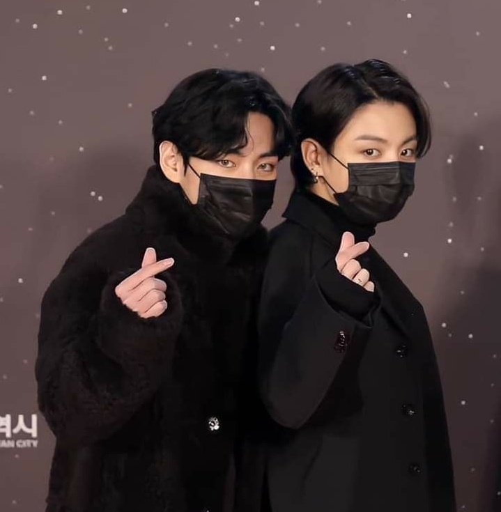 Llovesjinnie's tweet photo. Tweet fijado hasta que nos den una sub-unidad Taekook https://t.co/JjAOF1uhHg