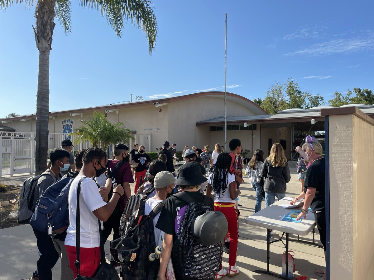 First day of school at Parkway Middle School!! #lmsvheart #firstdayLmsv