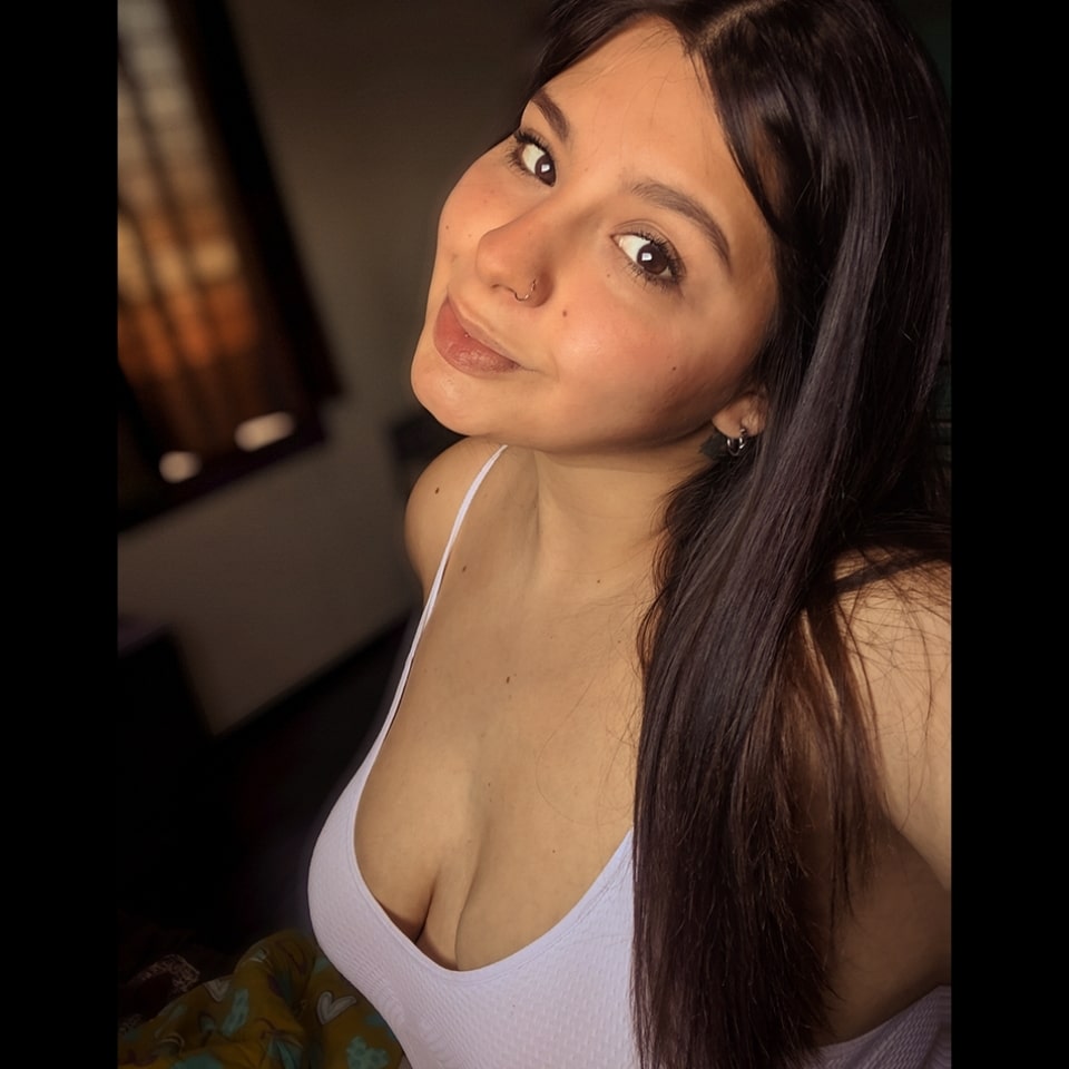 MicaelaPerulan's tweet photo. #NuevaFotoDePerfil https://t.co/GBvZpYGypv