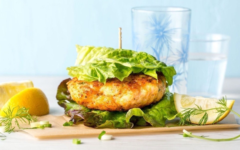 LmtKrista's tweet photo. Norwegian Seafood Burgers | Recipes | MyFitnessPal https://t.co/CZgd5K5RxI https://t.co/54yjPfh5bl