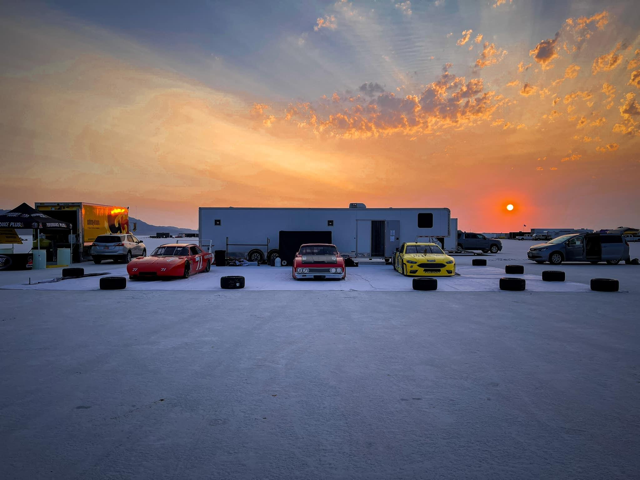 PerformancePOil's tweet photo. Good morning from the #Bonneville salt flats in the Utah desert. Who's ready to go fast today? https://t.co/C15RGf128A