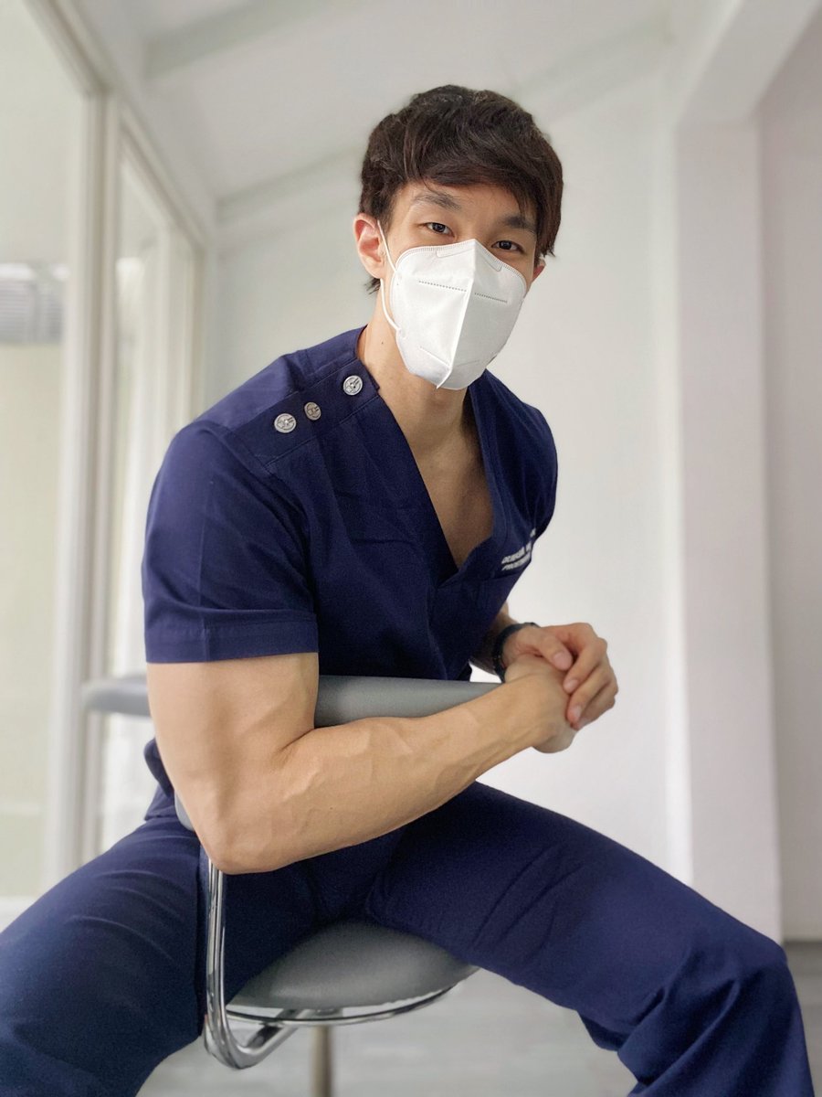 mintchocchipz's tweet photo. เป็นทันตแพทย์ที่การทำฟันเหมือนเป็นงานอดิเรกไปแล้ว 🤣🤣🤣 https://t.co/9Hm9DgUm3p