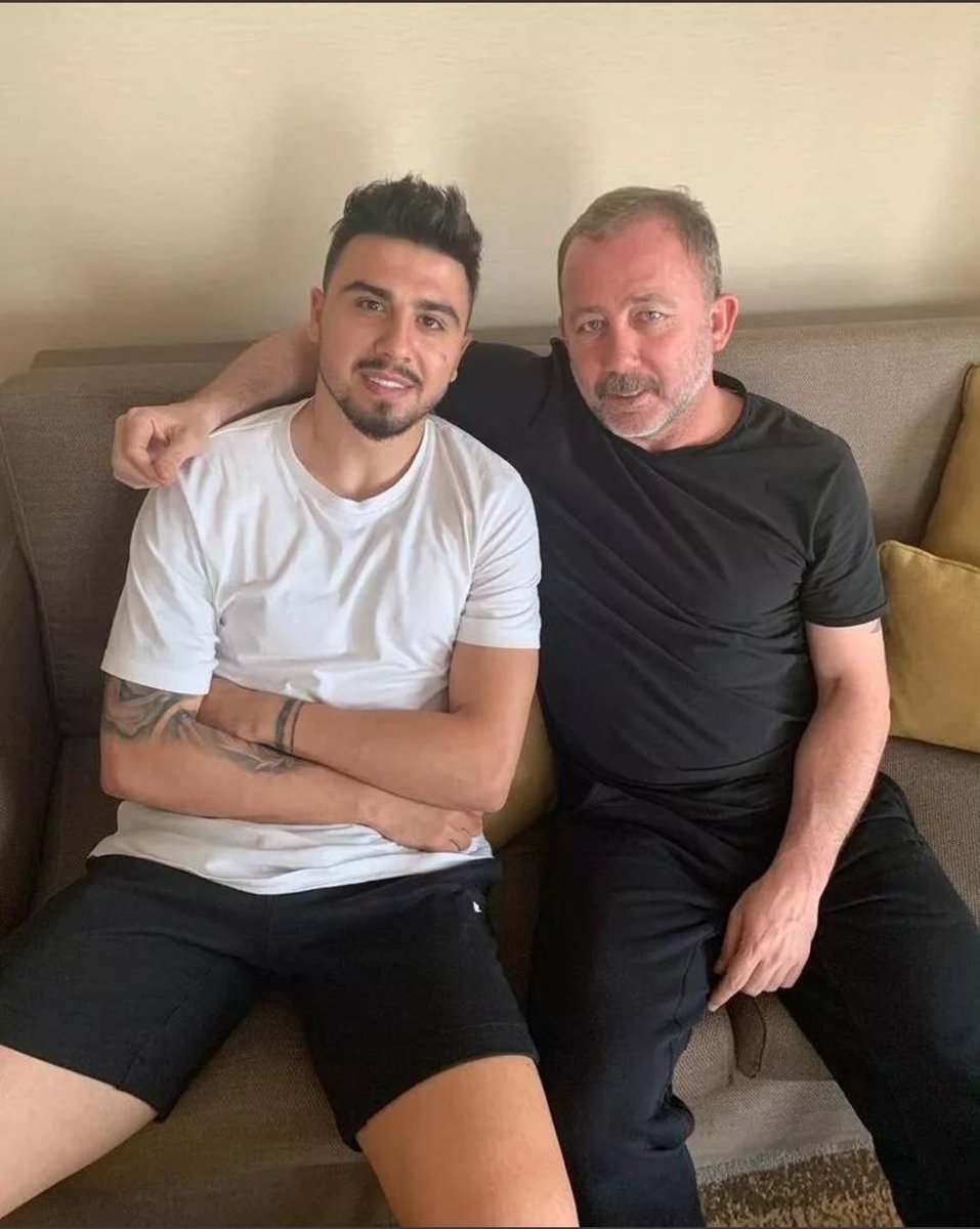 Zeustransfer's tweet photo. ÖZEL|
Sergen Yalçın'ın yönetime sunduğu listenin başında Ozan Tufan Geliyor.

•Eski öğrencisi olması.
•Yerli olması.
•Ozan Tufan'ın Bu transferdeki isteği

En büyük etkenlerin Başında geliyor. https://t.co/K6QWkdAs8D