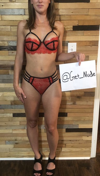 2 pic. #GetNude4GetNude #FanSign *A MUST* Head On Over To #TeamGetNude Gorgeous @tied_up_couple For the