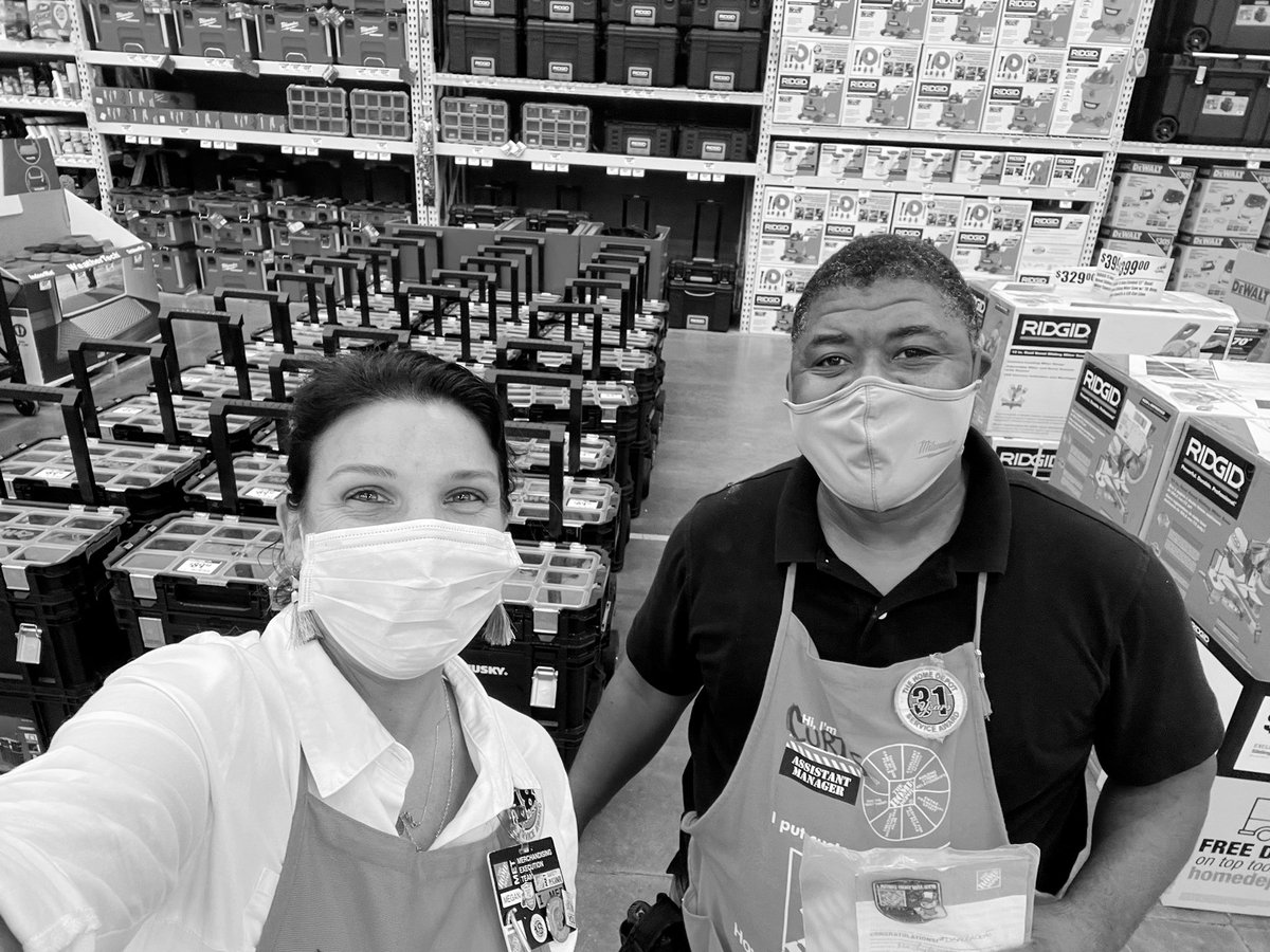 Shout out and excellent leadership in this teams salaried team! #Routines #Leadership #DollarPerSqFt #InspireGreatness