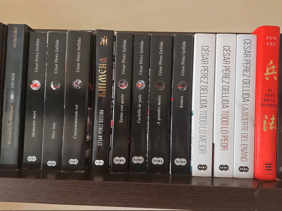 Completada la colección hasta el momento....esperando que me lleves a otros mundos.
Gracias por no defraudar!!!
Abrazo enooorme <a href="/cpgellida/">César Pérez Gellida</a>