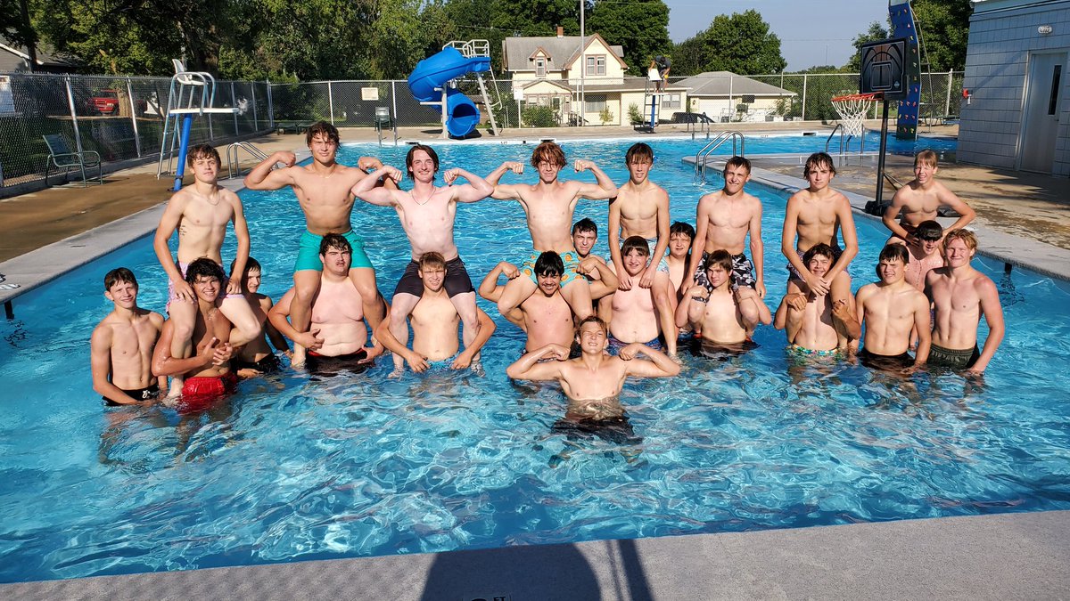 Pheasant Football had a great time conditioning at the Parker Pool today! Thanks for the opportunity! #pheasantfootball #parkerpride #positiveinfinity