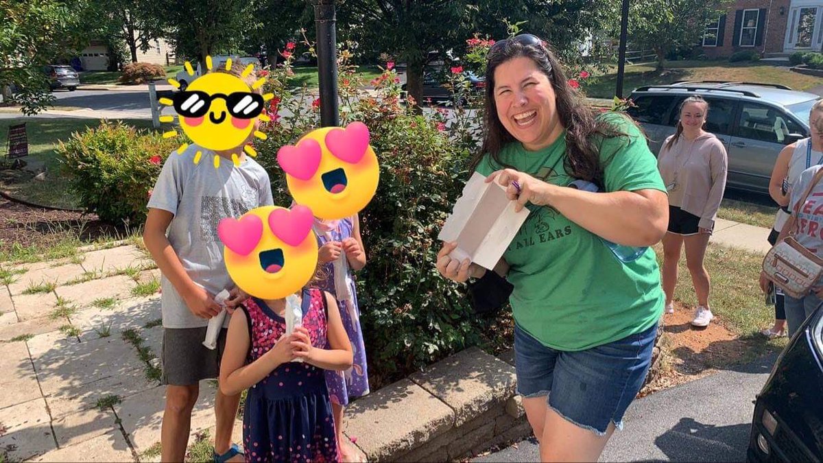 fcpswes3rdgrade's tweet photo. Popsicles challenge done! Boom!!!! #oneTeamWES @WESLions1 https://t.co/XsugnN5q22