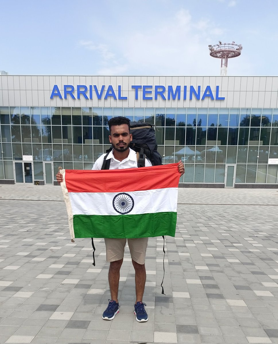 thedigitalpahdi's tweet photo. #climbingupdate 
Today, reached Mineralvody, Russia 
Will be starting my Climbing to raise this Indian Tri colour flag on the top of Mt. Elbrus on 15th August.
Stay connected
@ProjectBaala  @_SimplySport
#climbforcause #missionelbrus #mountaineernitish #thedigitalpahadi https://t.co/vMrhW9Riwn