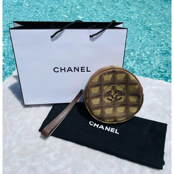 So good I had to share! Check out all the items I'm loving on <a href="/Poshmarkapp/">Poshmark</a> #poshmark #fashion #style #shopmycloset #gucci #artisan #chanel: posh.mk/wnCrt3VBDib