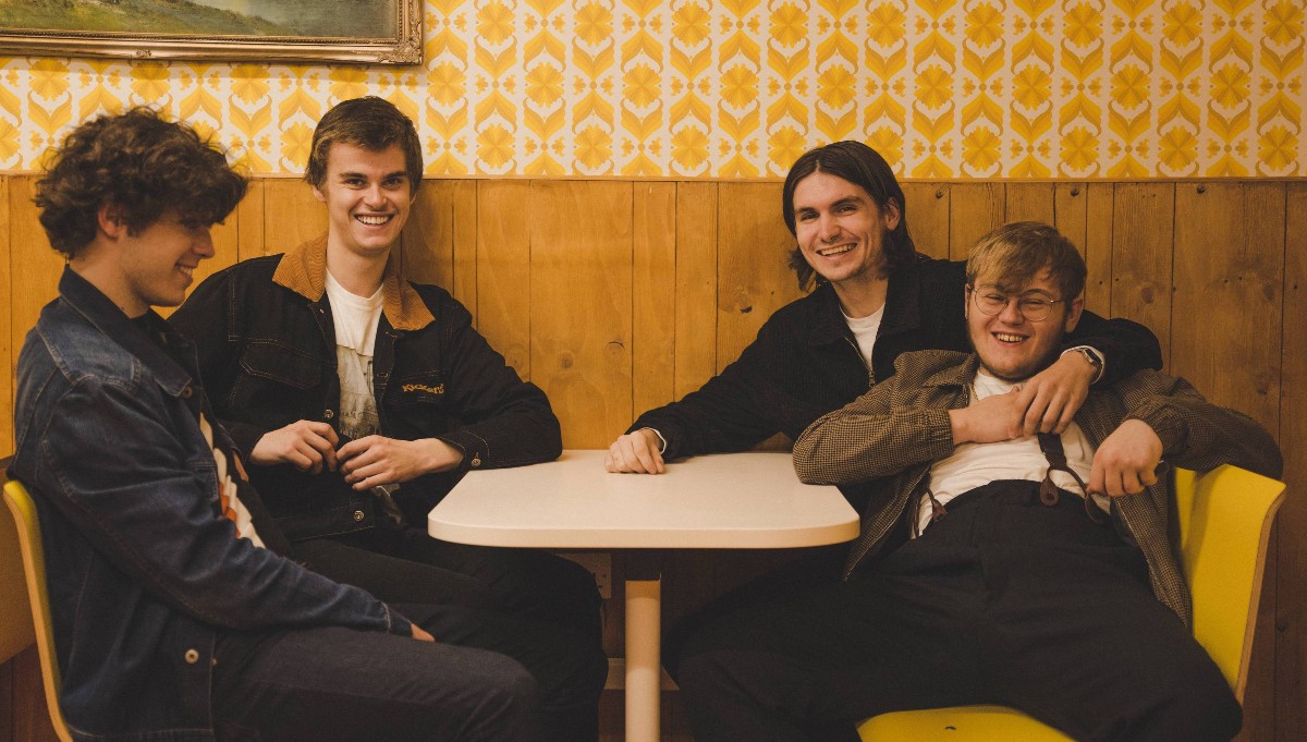 Tonight we welcome <a href="/bbcintroducing/">BBC Music Introducing</a> to Omeara! 

With them they bring <a href="/TheLathums/">THE LATHUMS</a>, Pixey and <a href="/itsaziya/">AZIYA</a> for a very, very special sold out show with us, which we're honoured to be hosting. 

Tomorrow <a href="/thekingsparade/">The King's Parade</a> &amp; <a href="/edenlolemusic/">Eden Lole</a>! Remaining tickets: bit.ly/KP120821