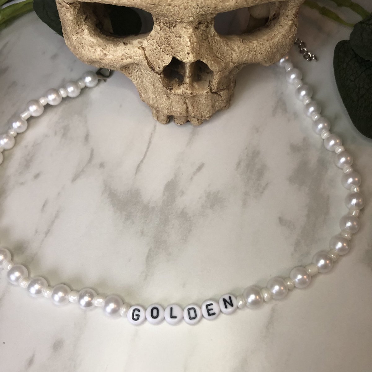 NevermoreJwlry's tweet photo. Surprise! I’m having a 25% off sale in my shop! Use code AUGUST!

https://t.co/GXNgDWdcni https://t.co/zOBgjKVS6I