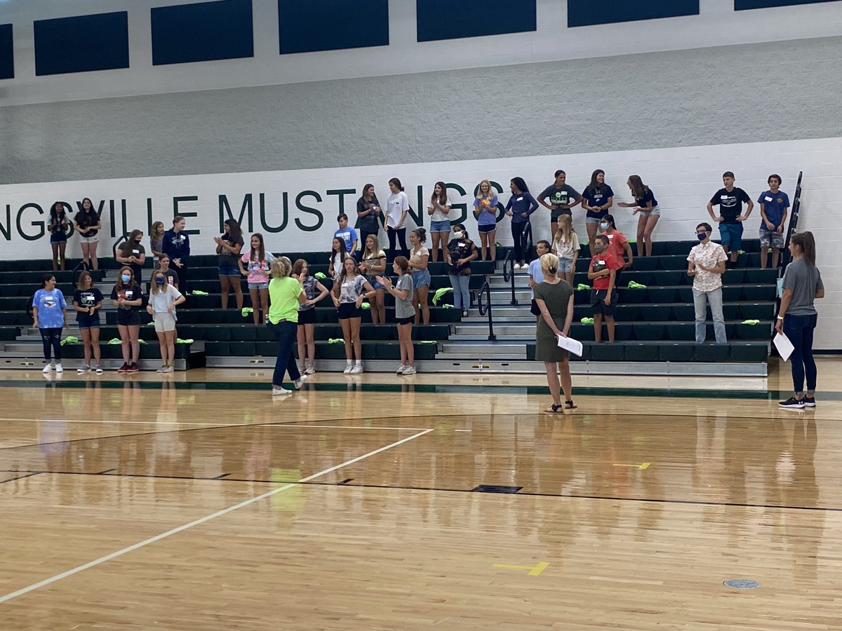 Mustang Mentor training for our 7th and 8th grade leaders!