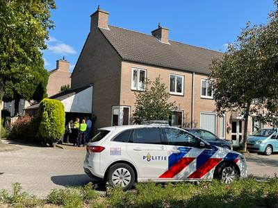 Dood echtpaar aangetroffen in Rosmalense woning, politie start onderzoek
