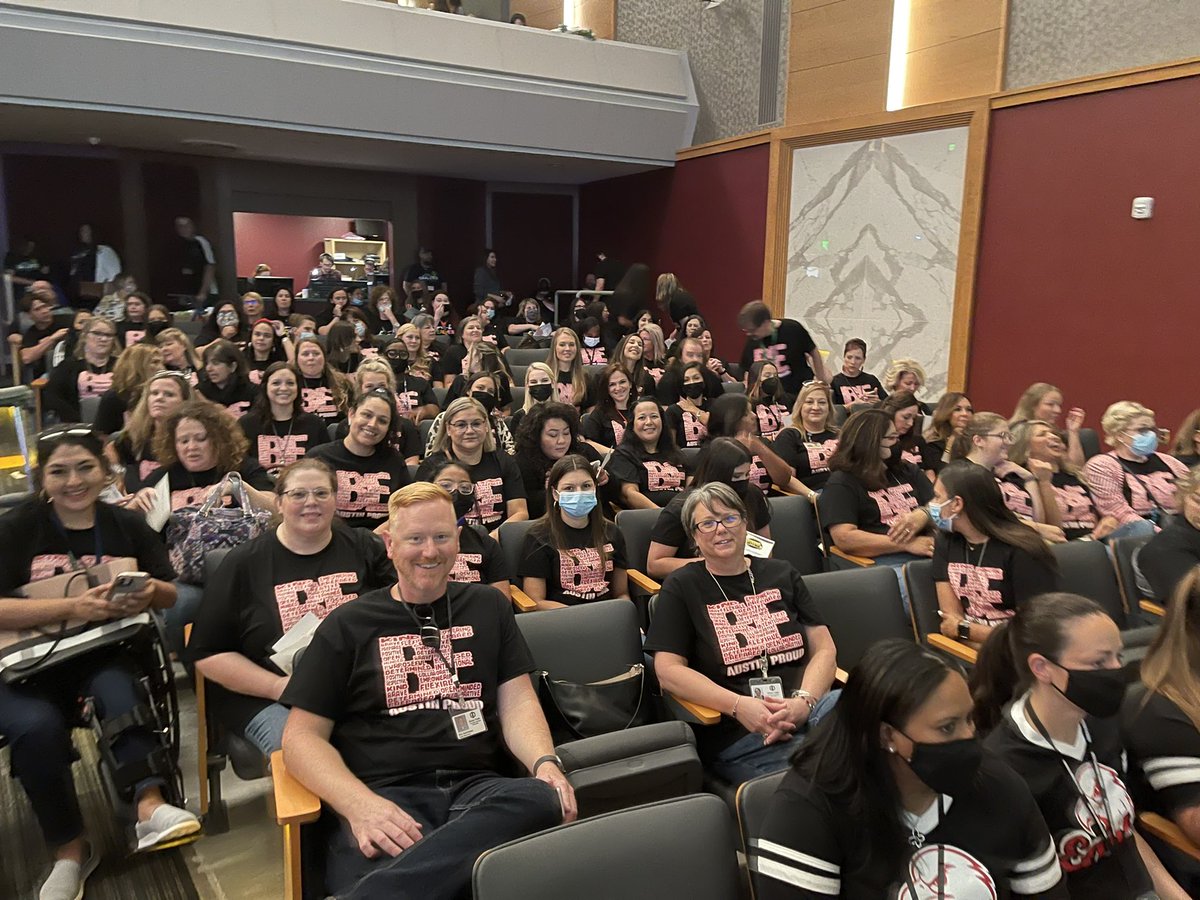 Amy Henderson tweet media