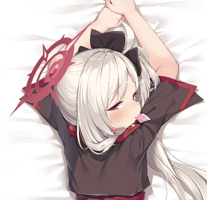 やっぱりこれ、
ビタミンとかなんとかですり抜けるのは無理だったっす( '∀` )
結局修正しましたが、
新しい表情も好き❤ 