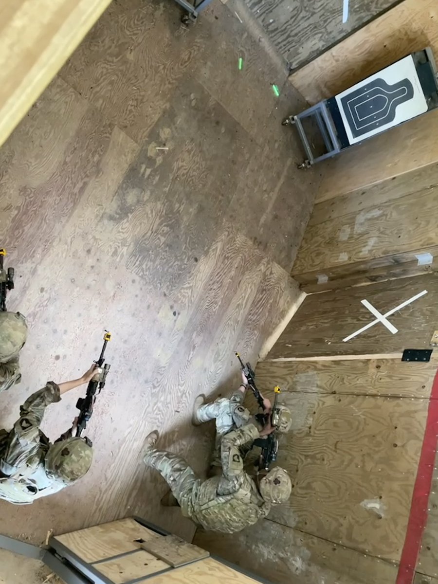 Fort Campbell R2 tweet media