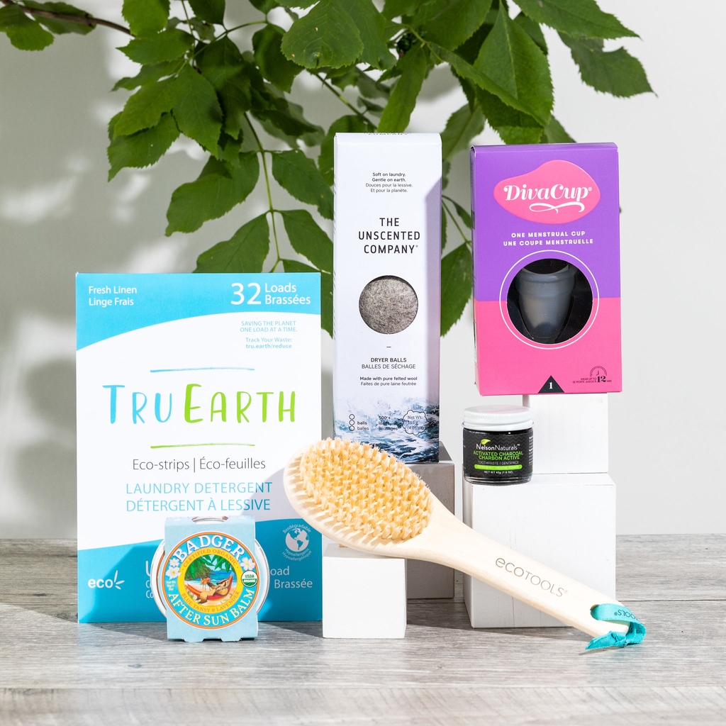 iliveeco's tweet image. Another look at our Summer Box 💛💚💙💜⁠
⁠
Some of our faves from
💫The Diva cup
💫 Badger Balm
💫 Eco Tools 
💫 Nelson Naturals
💫 Unscented Company ⁠
⁠⁠
What are you most excited for in this box? ⁠