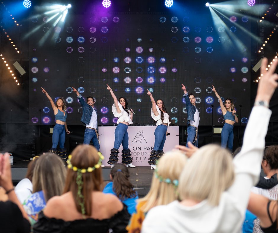 SavingEvents's tweet image. 'Life is short; the world is wide. I want to make some memories!' 💃

The Mamma Mia show at the #TattonPark Pop Up Festival has been one of our favourite ones to set up! We've loved encapturing the #MammaMia essence of the music!

There are still tickets left for the last show!