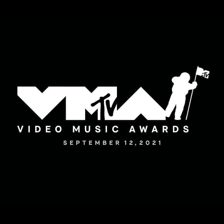 likechizu's tweet photo. [THREAD] Cara untuk vote BTS di 2021 Video Music Awards

Nominasi untuk BTS (yang bisa di vote):
- Song of The Year (Dynamite)
- Best Pop (Butter)
- Best K-pop (Butter)

Voting berakhir: TBA

Link: https://t.co/Xt0UFIAqHI https://t.co/gdX8g21V1H