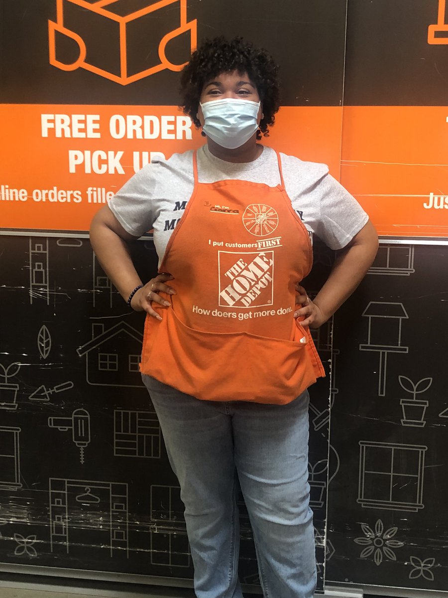 Congratulations Ciara for being service desk employee of the month! Great job young lady😃<a href="/TeresaCadima/">Sam</a> <a href="/shacap305/">Sharon Hitt</a> <a href="/AdhimuB/">Adhimu Ali Baucum</a> @paulclymer <a href="/JoeZuniga1/">Joe Zuniga</a>