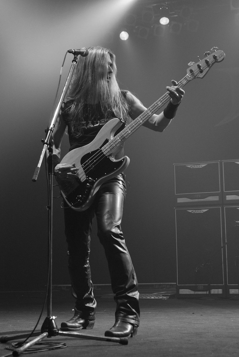 MegafansChile's tweet photo. Se acaba de confirmar que James LoMenzo será el bajista que acompañará a Megadeth en las fechas de la gira “The Metal Tour of the Year” que comienza el viernes 20 de agosto. https://t.co/sWFJssyrgS