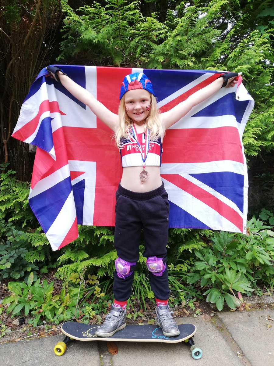 ShirlAdd's tweet photo. Powerful role models @TeamGB Sky Brown and @LauraKenny31  Olympic Day @ictennis

“Mummy: does Laura’s husband do her French plaits each morning?”  Medals V Plaits...which is tougher to master @jasonkenny107 ? https://t.co/AfSgTslTvf