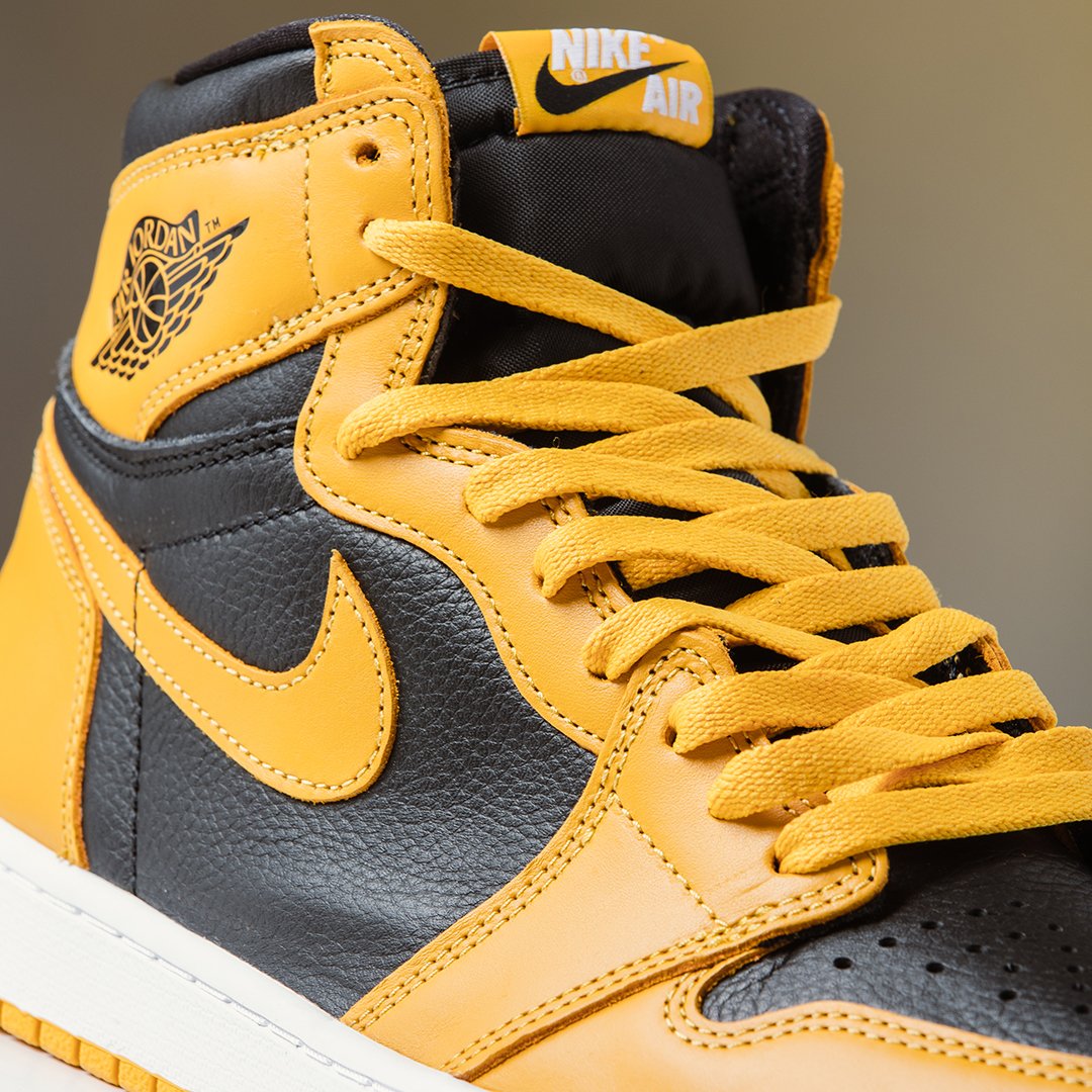 black and yellow jordan 1 footlocker