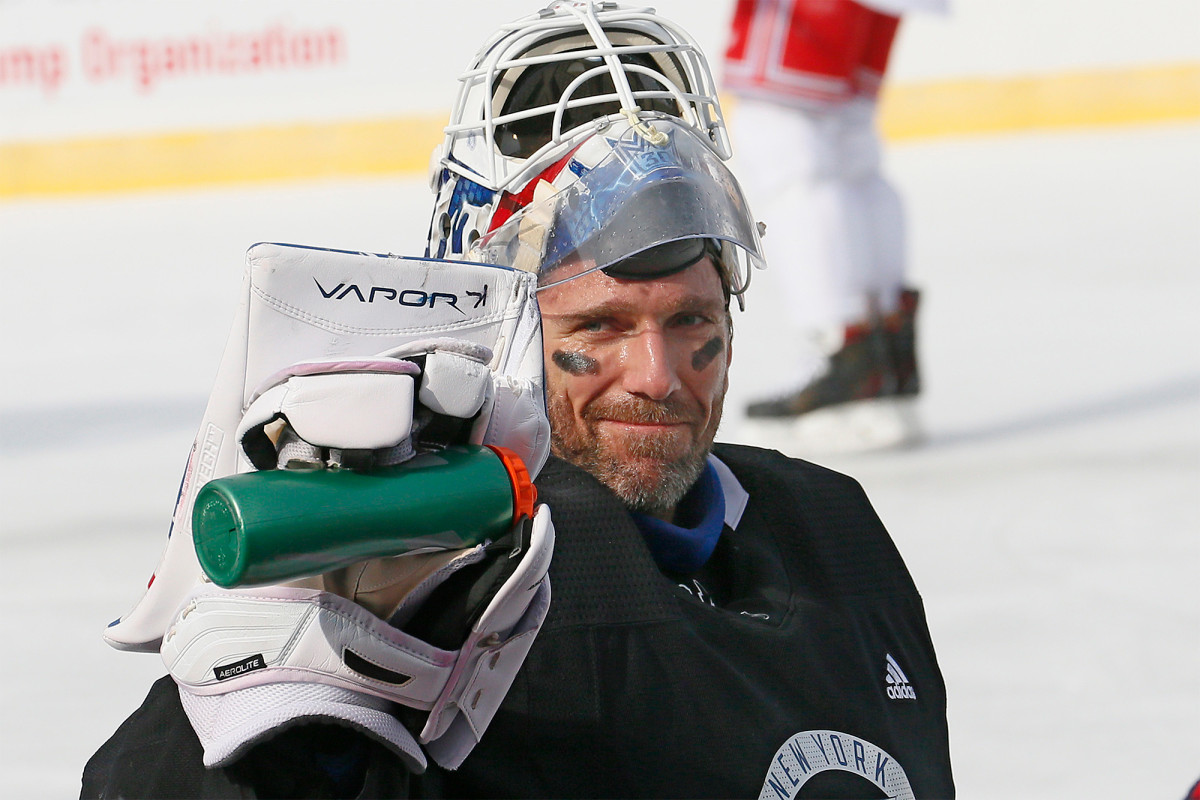 Henrik Lundqvist teases NHL comeback 'We'll see what happens'