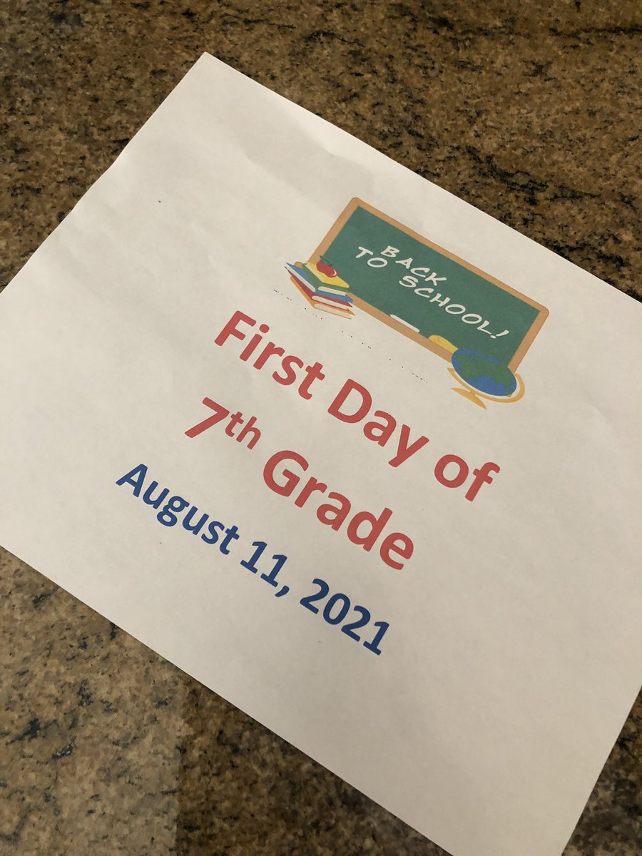 Teresa7277's tweet photo. From Disney World straight to back to a new school year! 2021-2022 First Day of School ✏️📚🍎📓 #favoritemiddlechild #7thGrade #backtoschool https://t.co/IMGYpx0pay
