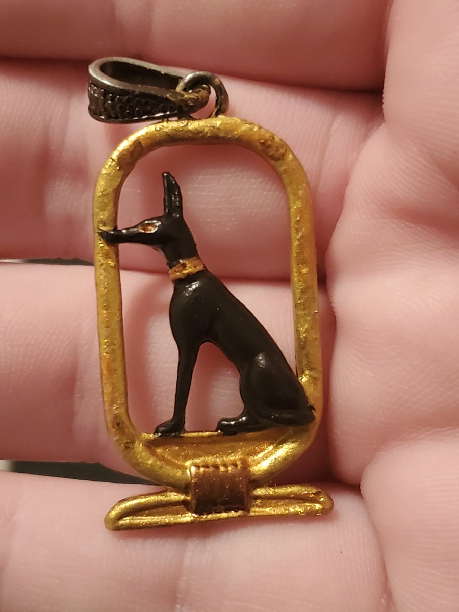 PЯIПᄃΣƧƧ MIDПΛ 🐺🖤 tweet media