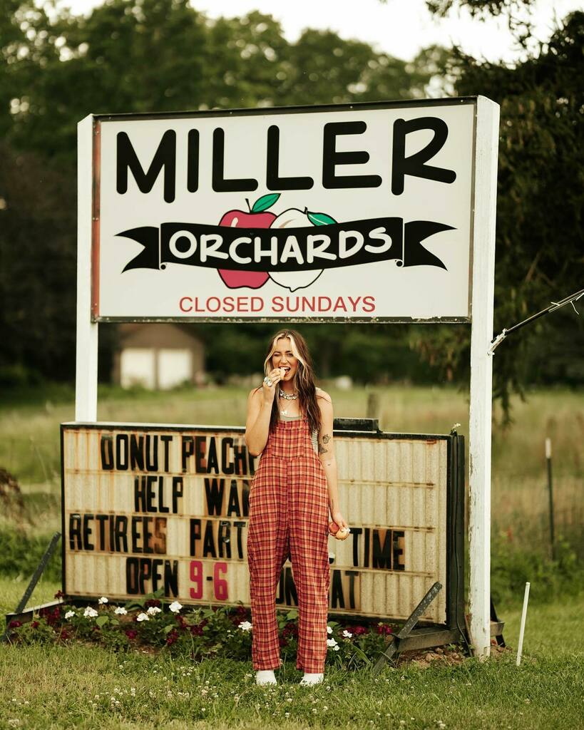 I got my peaches out in G̶e̶o̶r̶g̶i̶a̶ Ohio. // Mallory x Clad &amp; Cloth Collection drops next Friday (!!!) instagr.am/p/CScSt7TlQDt/