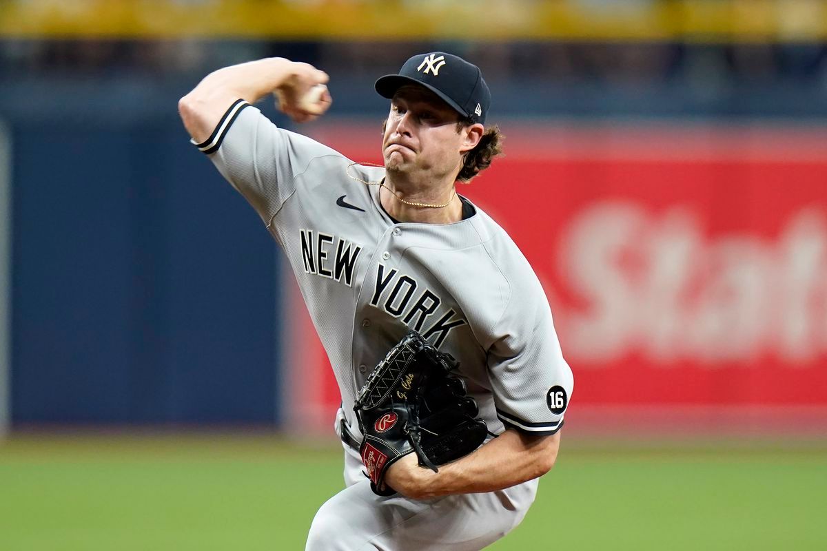 ‘Gerrit Cole and Jordan Montgomery throwing again, could return to Yankees this weekend after going on COVID IL’ by @ByKristieAckert for @NYDNSports: Gerrit Cole and Jordan Montgomery have been able to work out and… https://t.co/xLpnmc8iQI #Yankees https://t.co/xQ07ifwhtd