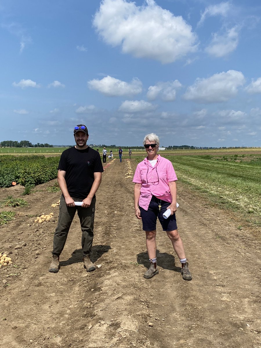 Beautiful weather for the Potato Field Day. Great job <a href="/GuelphPotato/">Vanessa Currie</a> for putting it all together!