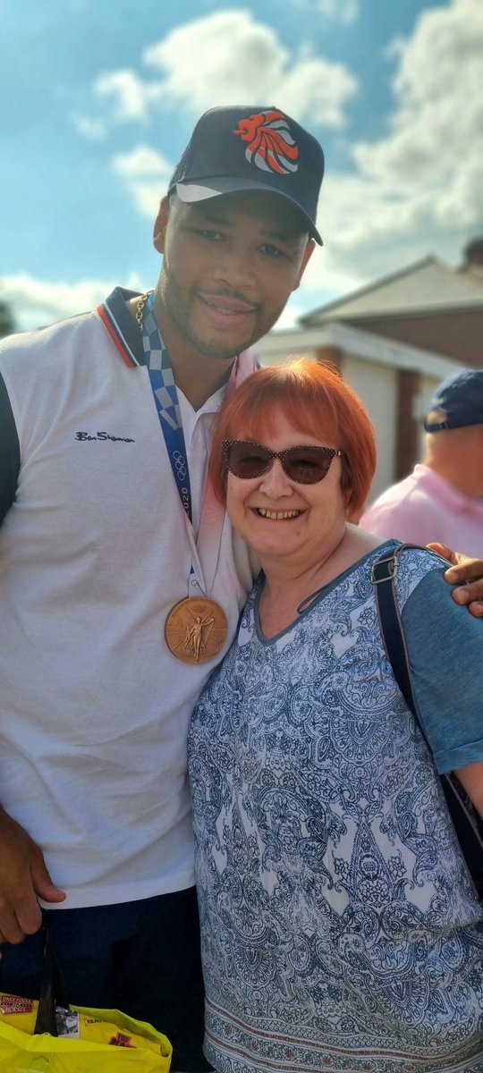 MichelleGregoryFrost tweet media