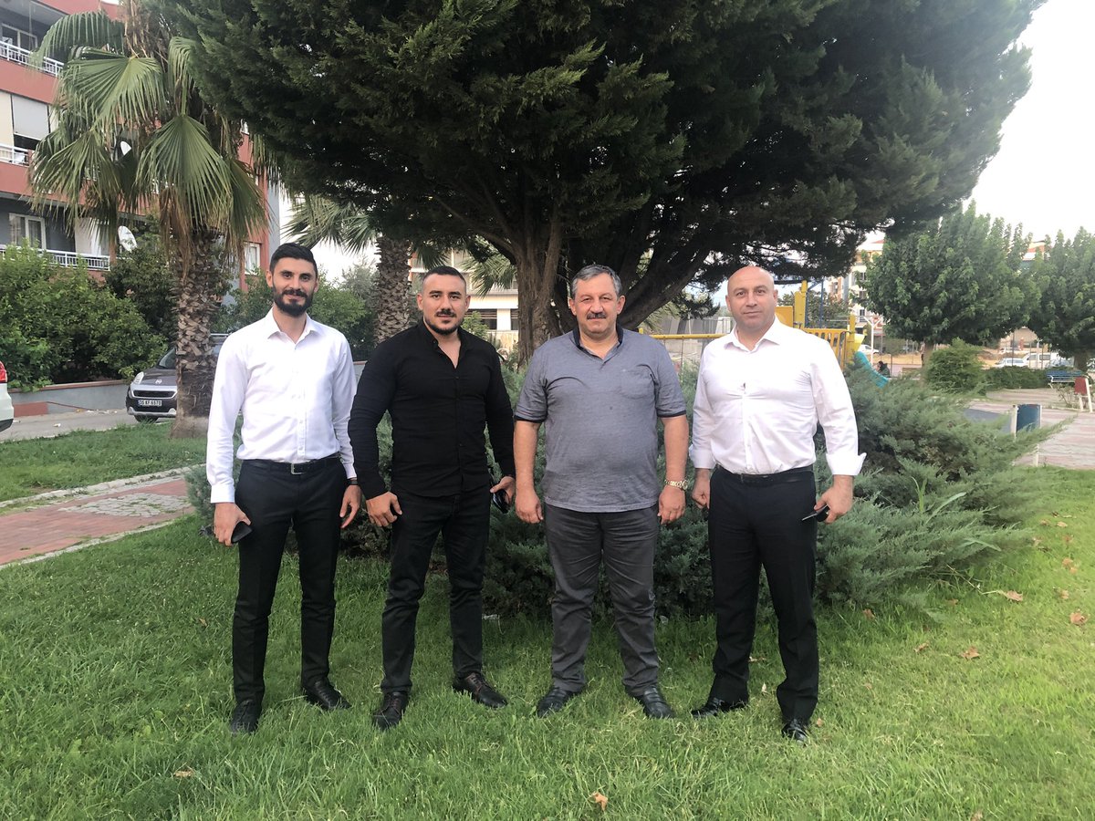 salimkayici's tweet photo. İzmir İl Temsilcimiz ve Milli Takım Antrenörümüz İsam AKGÜL, Milli Takım Antrenörlerimiz Umut NORGAZ ve Berkan GÜNERLİ ile İzmir’ de bir araya geldik. @isamakgul @UmutNORGAZ https://t.co/RNoc8lgcf9