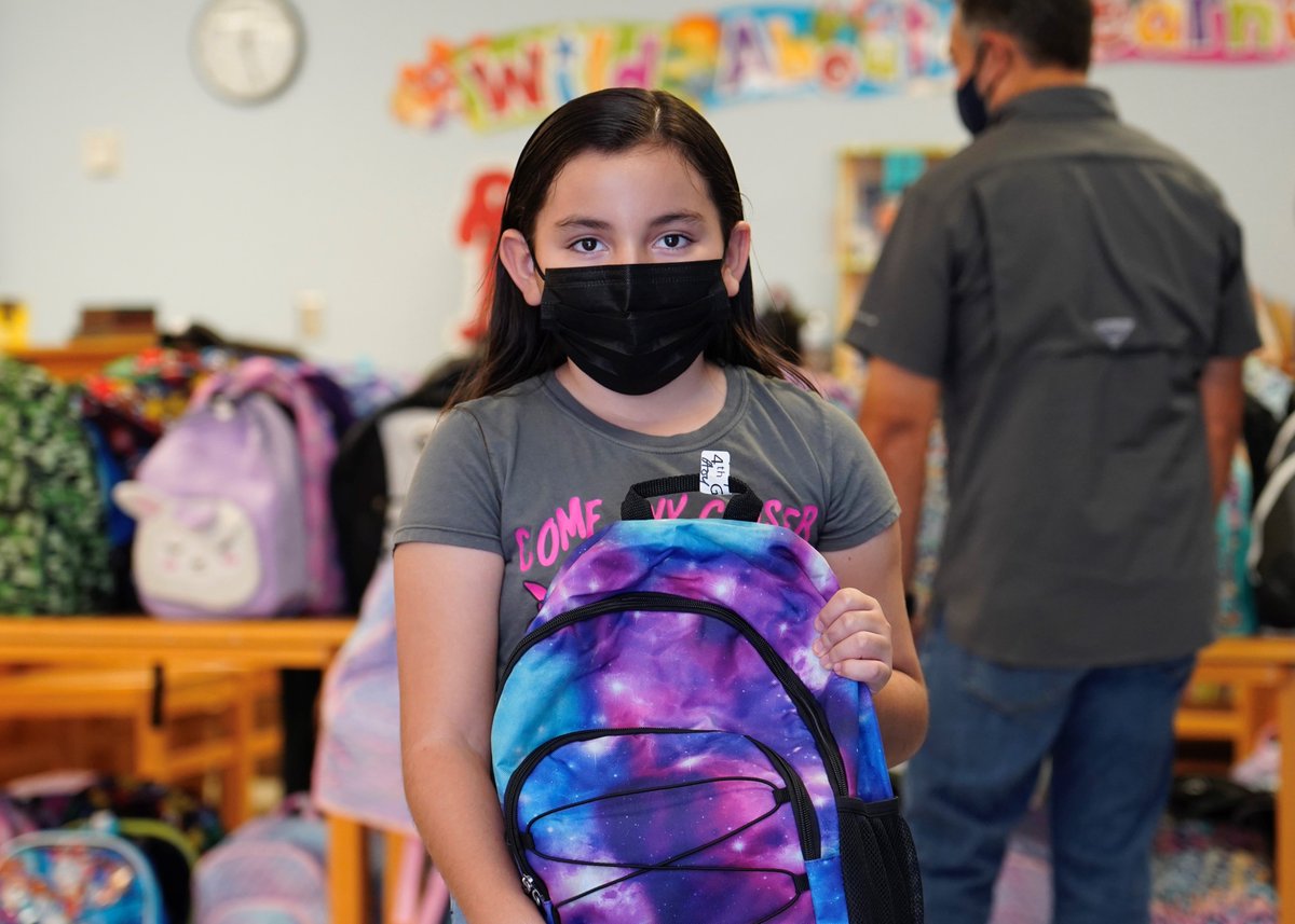 myGECU's tweet photo. GECU teamed up with @CesarJBlanco to give students the tools needed to excel in their education. Your donations to the GECU Foundation Back-to-school Fundraiser provided 300 students at Benito Martinez Elementary School in Fort Hancock, Texas, with backpacks and school supplies! https://t.co/wqhb1cALFk