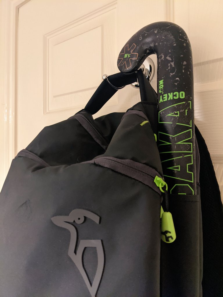 niamhcott's tweet photo. Day 11 of the #ActiveChallenge and back out on to the hockey pitch! 🏑 It's great to get using the gear again - no point in letting it sit an collect dust in the house 🙌 #MyPhysicalPhoto #AHPsActive https://t.co/GRi2nn2B2t