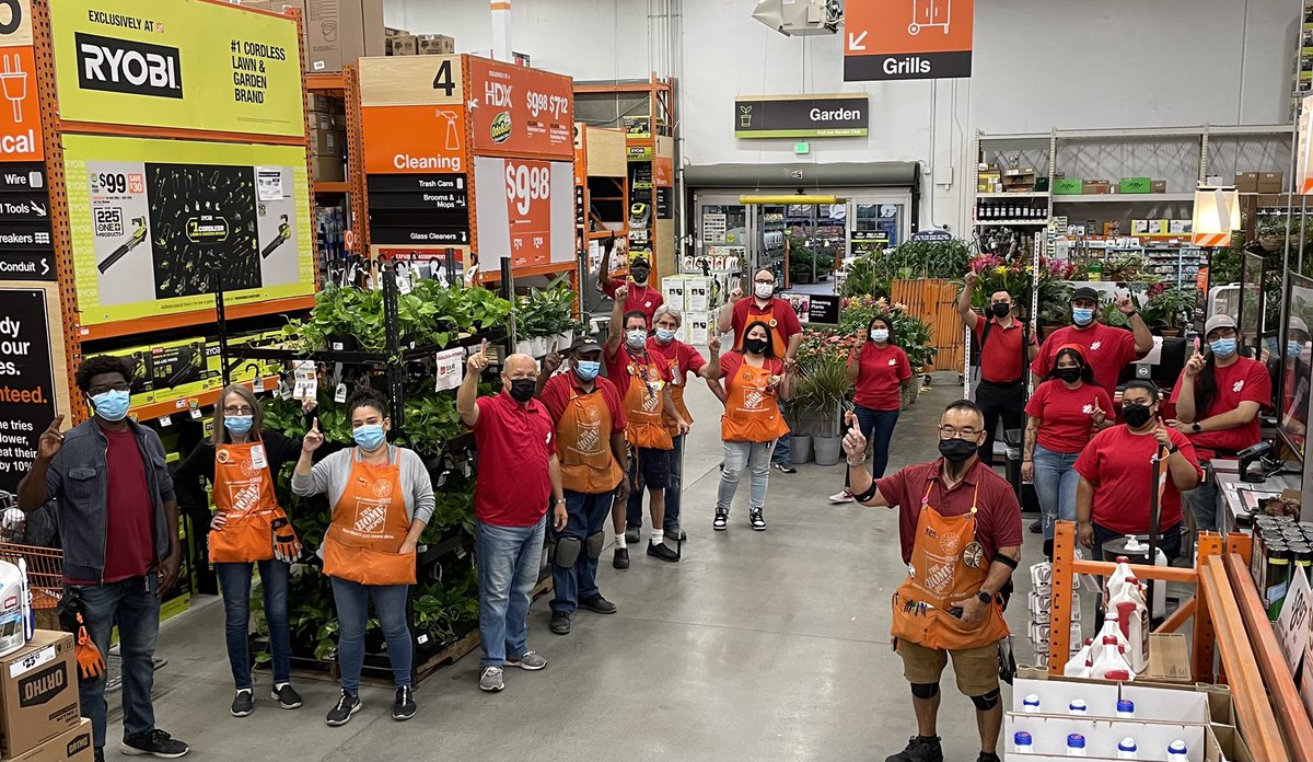 Randy Rowe (@r_rowe1022) on Twitter photo Pregame warm-up photo op for Wednesday morning Meadowview crew – Thank you for all you do!
<a href="/THDgonzalez75/">Mario Gonzalez</a> <a href="/D20METteam/">D20 MET team</a> <a href="/VOA1003/">1003 VOA Crew</a> #D20pacnortthproud Pregame warm-up photo op for Wednesday morning Meadowview crew – Thank you for all you do!
<a href="/THDgonzalez75/">Mario Gonzalez</a> <a href="/D20METteam/">D20 MET team</a> <a href="/VOA1003/">1003 VOA Crew</a> #D20pacnortthproud