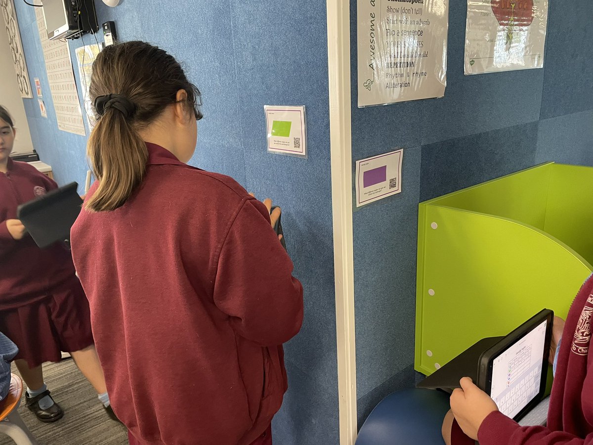 MsCieslak's tweet photo. This morning 4 White are on an angle hunt. We are looking for acute, obtuse and right angles. https://t.co/cvA4MDfASs