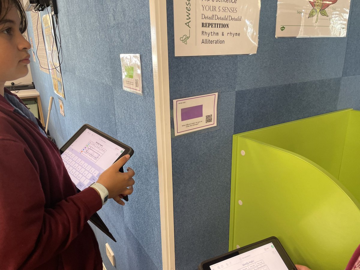 MsCieslak's tweet photo. This morning 4 White are on an angle hunt. We are looking for acute, obtuse and right angles. https://t.co/cvA4MDfASs