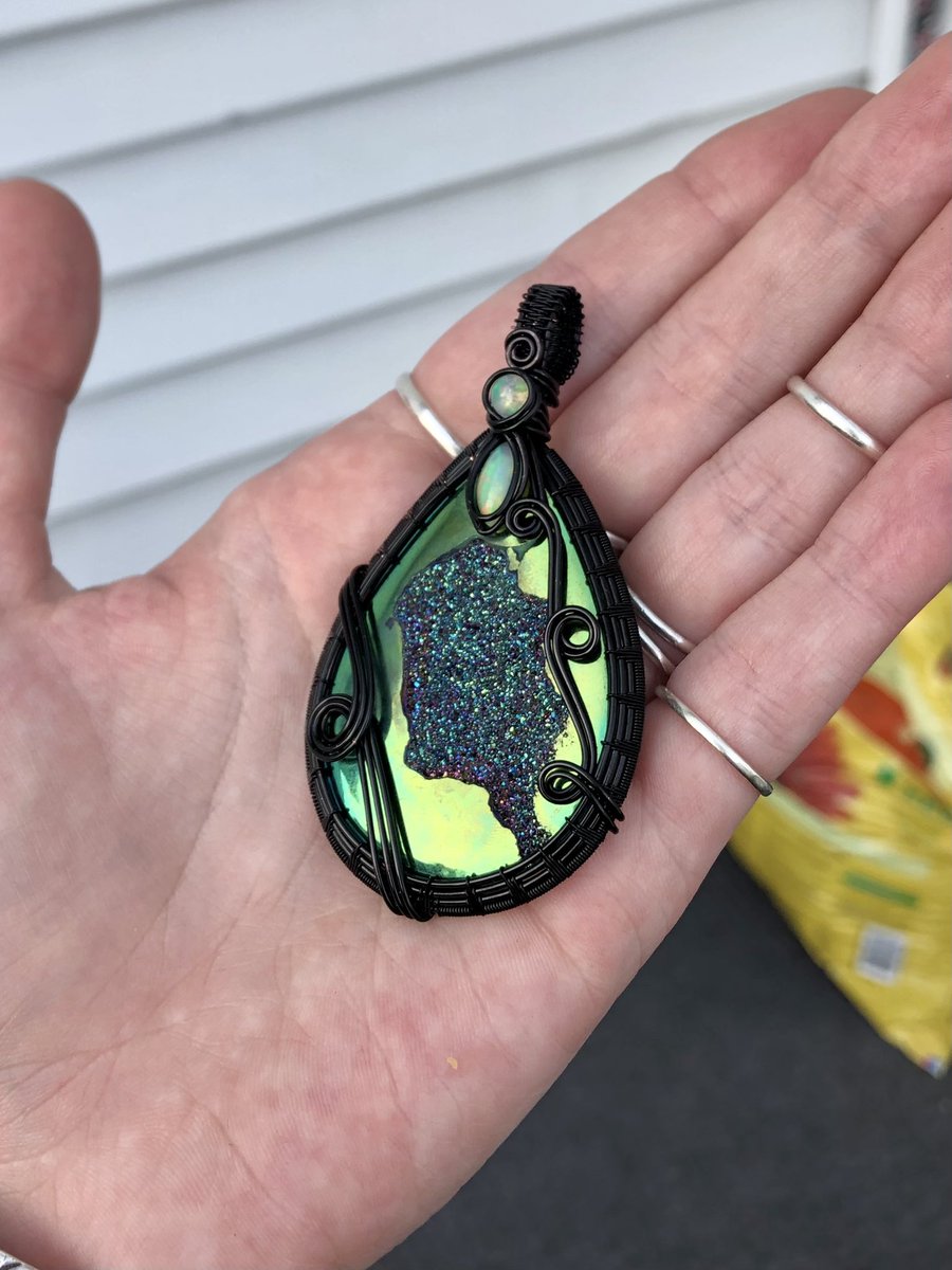 ajcherry719's tweet photo. She’s finally here! 
Titanium Aura Druzy Quartz, paired with not one, but TWO Ethiopian Opals!
✨🖤✨🖤✨🖤✨
Available Friday 8/13!🎉

https://t.co/b6oi0qVRqy https://t.co/7IbNgYAZ9H