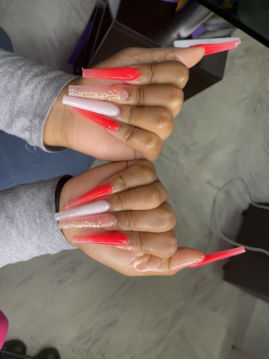 krylicxbytee's tweet photo. @NICKIMINAJ Ever looking for a Nail tech in ATLANTA 📍I’m your girl 💅🏽💓 @krylicxbytee on Instagram ‼️ https://t.co/FZjKfOQhEe